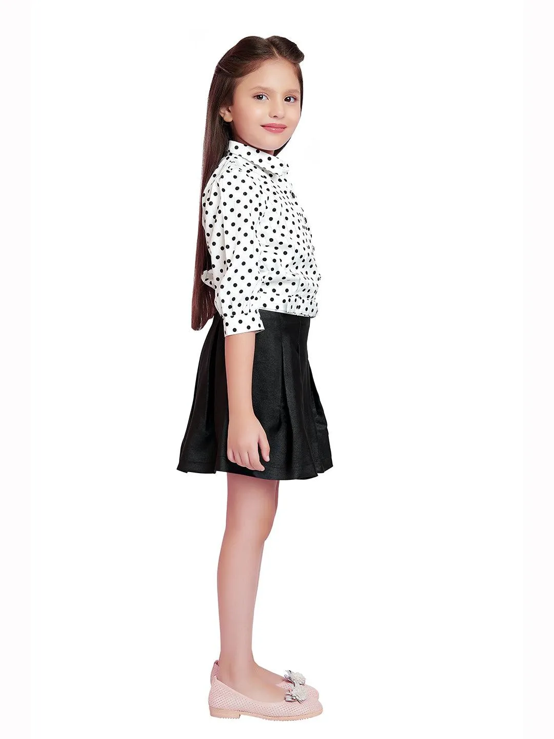 Tiny Baby Black Colored Skirt Set